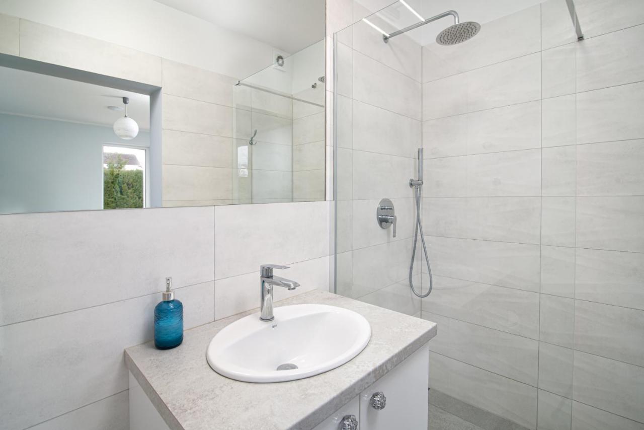 Roza Baltyku - Apartamenty I Pokoje A Debki Esterno foto